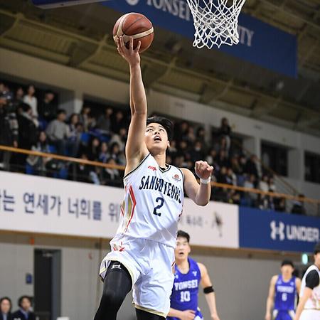 농구부, 명지대와의 경기에서 승리